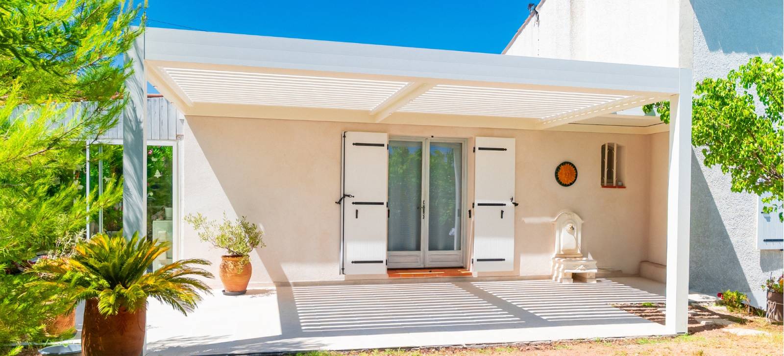 pergola design blanche Marennes