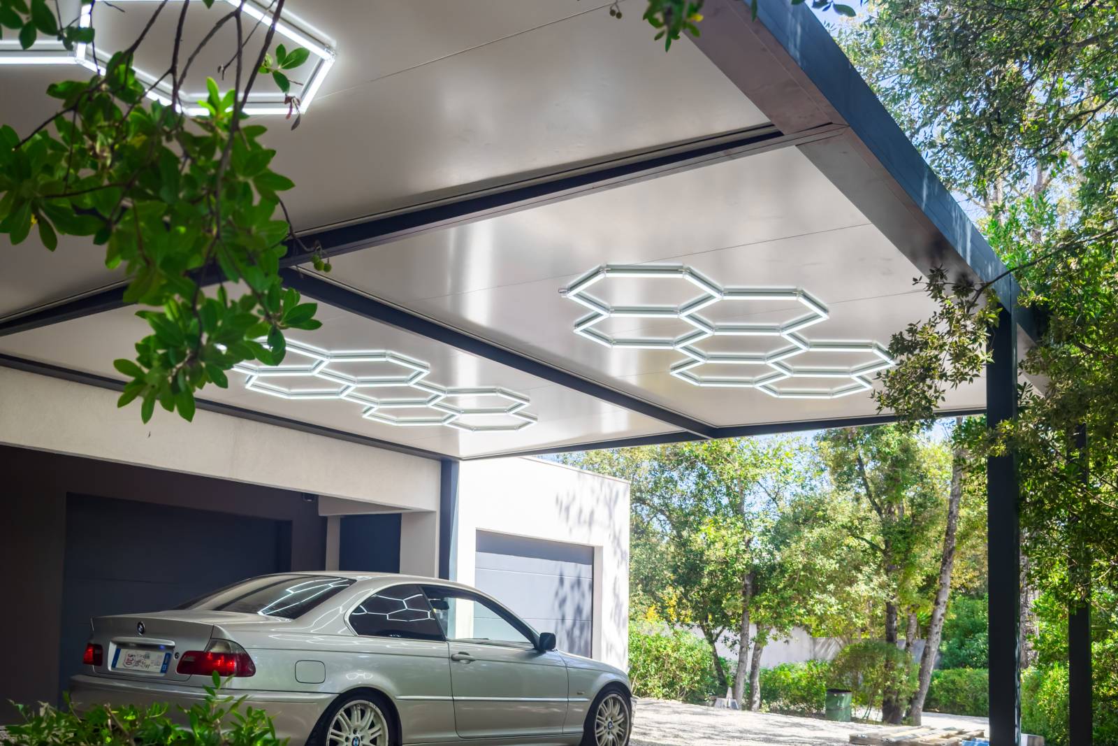 Eclairage pour abri voiture 