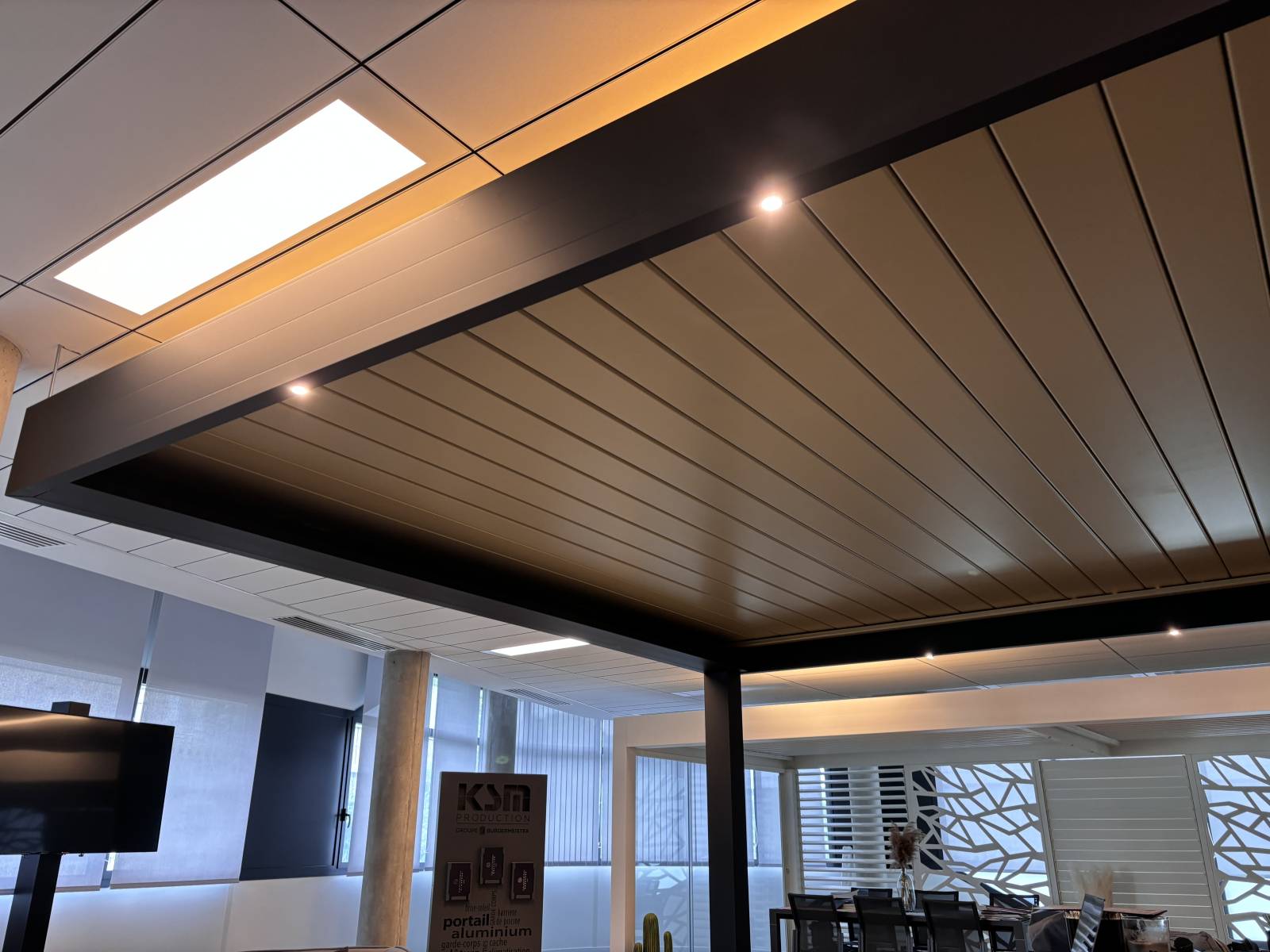 éclairage pergola bioclimatique