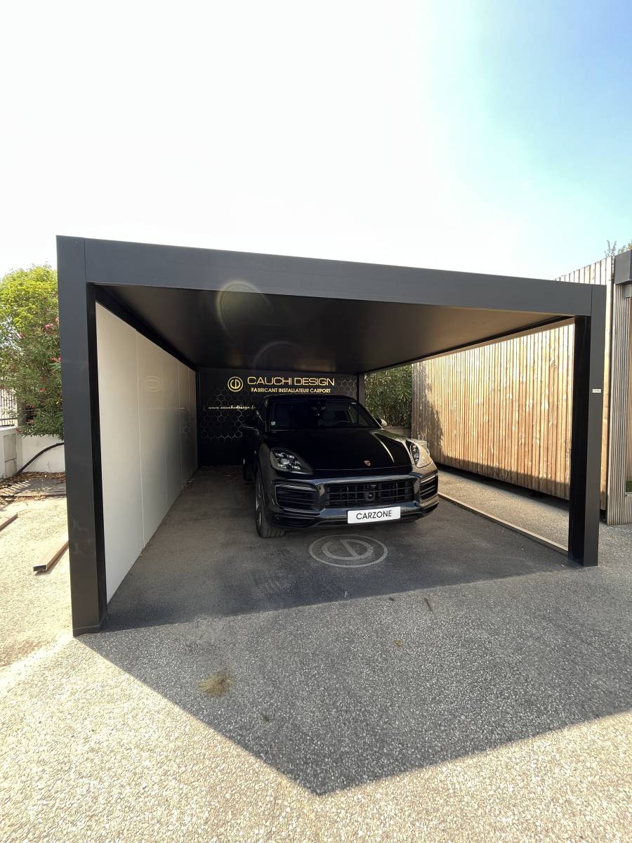 abri de voiture pour protéger de la chaleur