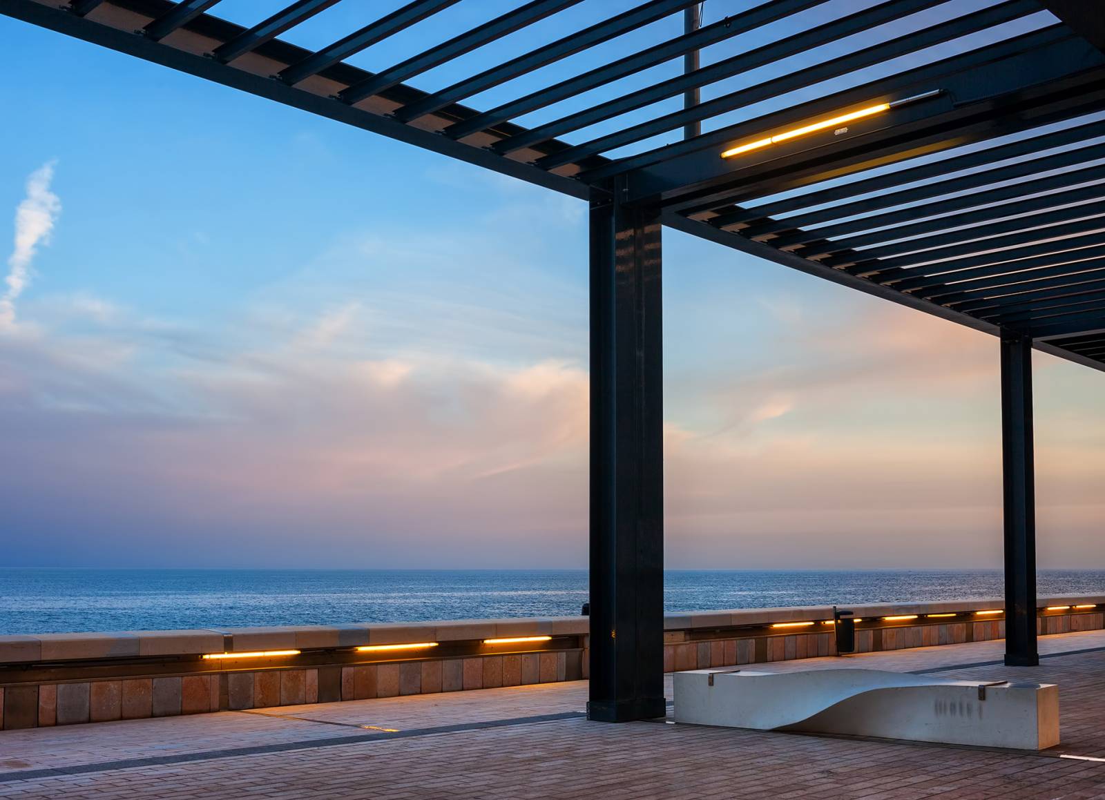 Bandeau éclairage LED pour pergola et carport disponible à Lyon