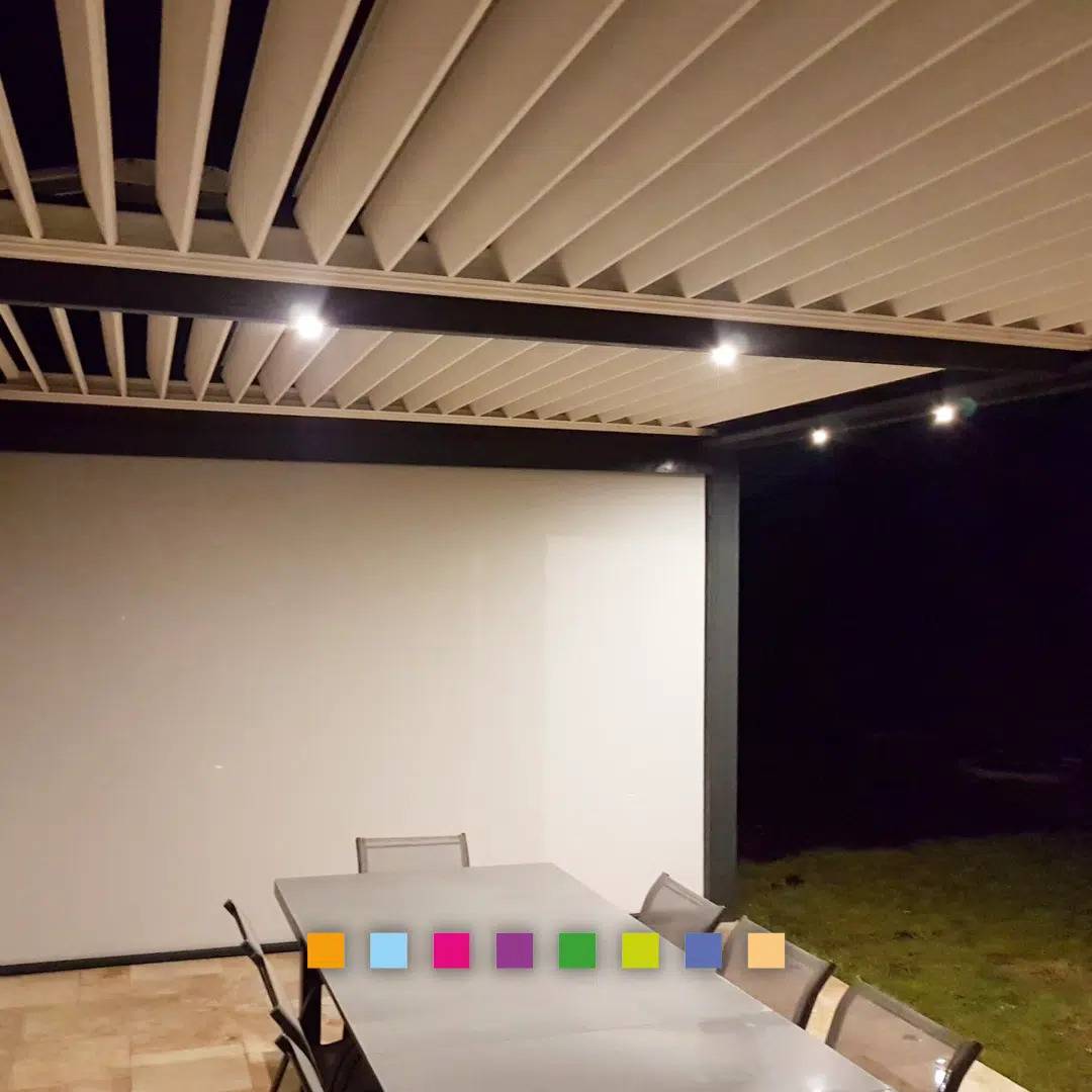 pergola bioclimatique avec éclairage spot led