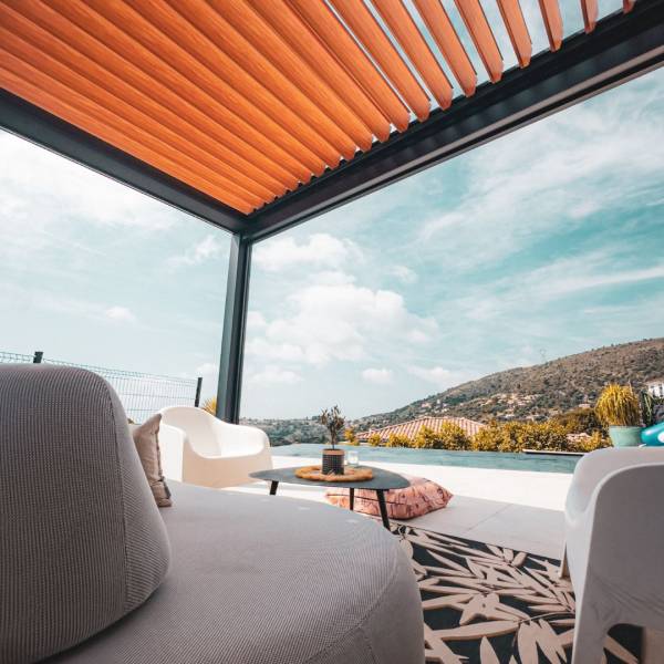 Pergola Bioclimatique en bois 