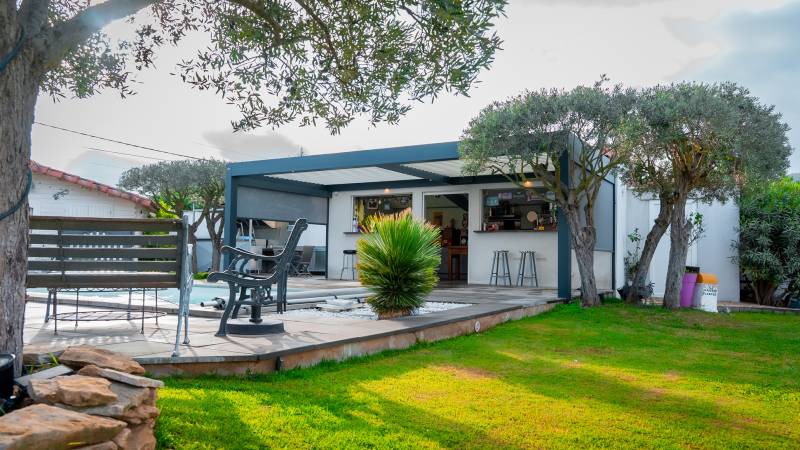 Les caractéristiques de la pergola bioclimatique LaNostra sur mesure à Lyon