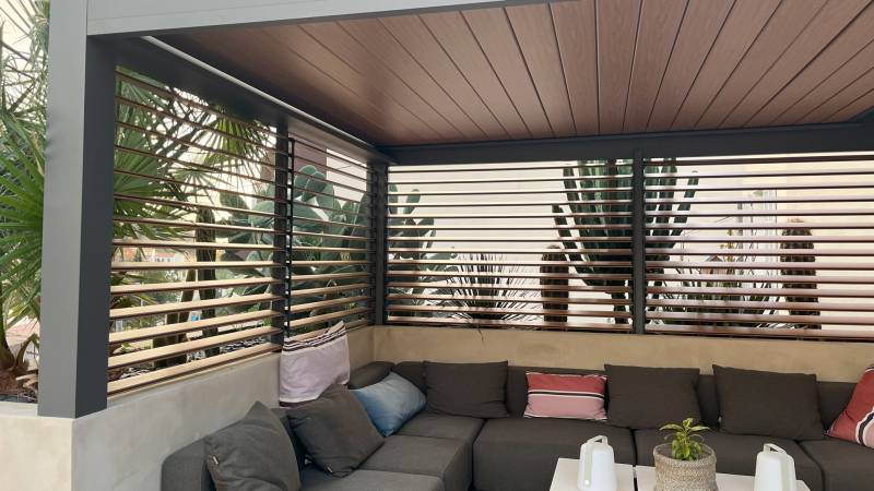 Investissez dans une Pergola Bioclimatique en Aluminium à Lyon : Confort et Valorisation Immobilière