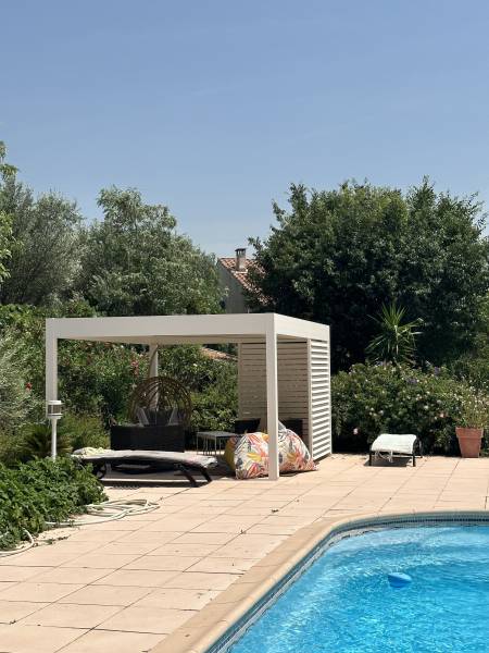 Pourquoi choisir un pool house en aluminium pour abriter ma cuisine d'été à Lyon et ses alentours ?