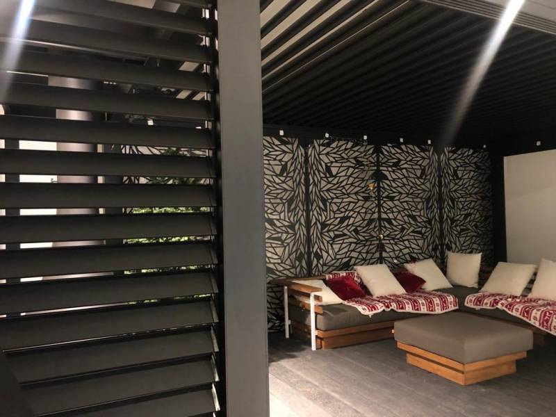 Fermeture avec lame en alu