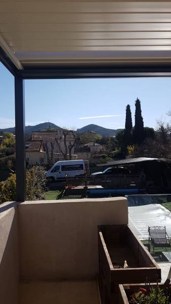 Pergola sur toit terrasse