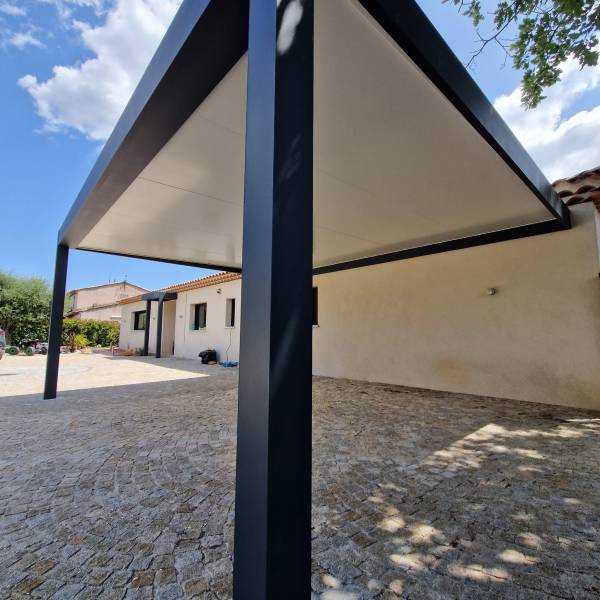 Découvrez les avantages et les atouts du Carport à Lyon.