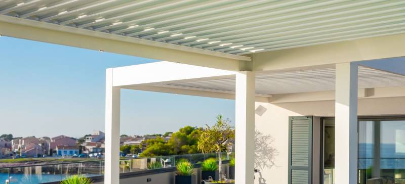 pergola bioclimatique 6x4 à Albigny-sur-Saône